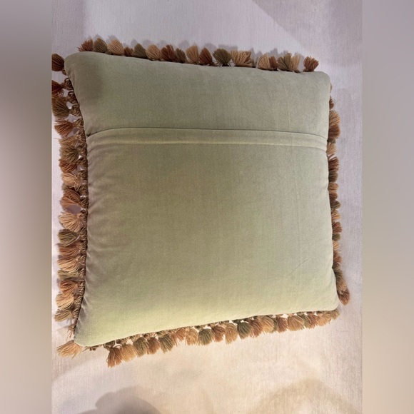 Vintage Aubusson Needlepoint Pillow approx 22x22. Beautiful condition. - Picture 4 of 4